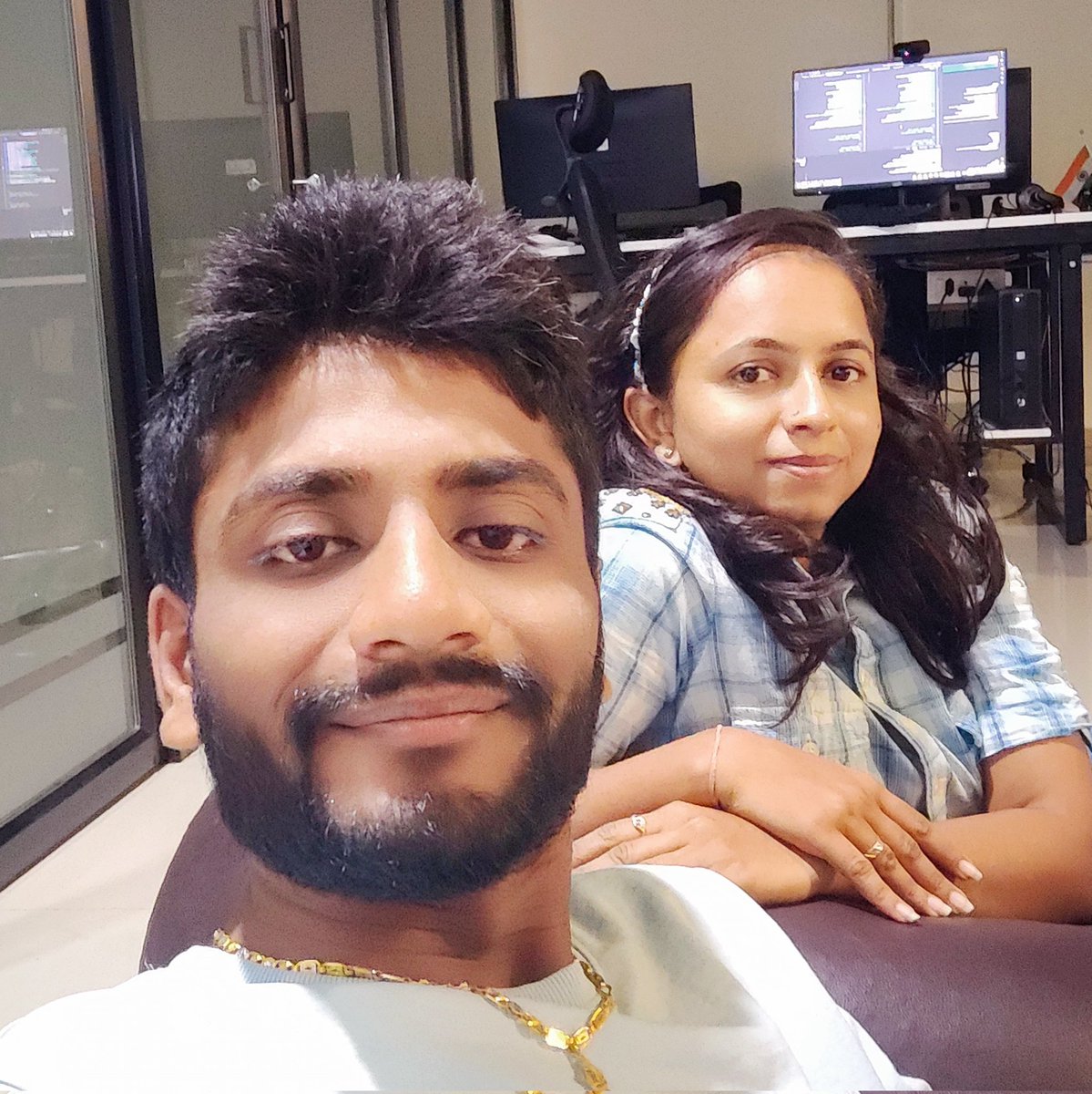 H2ડો ઘરે હો.... tweet media