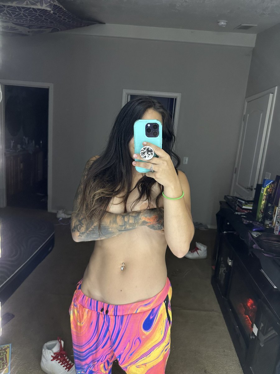 CountryLust on Twitter: "I’m horny"