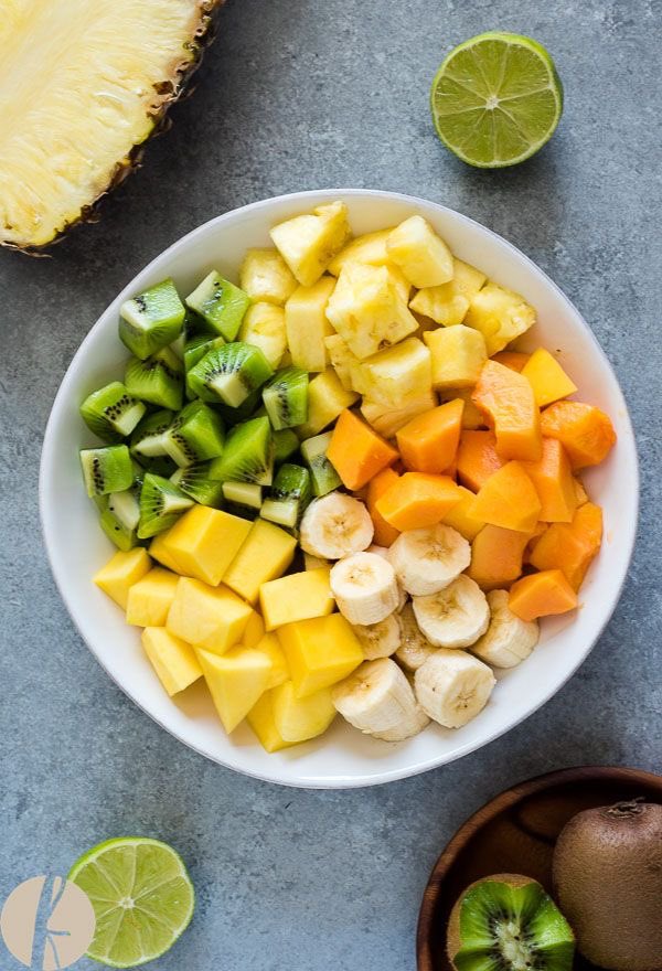 Tropical fruit salad with papaya, kiwi, mango , banana , pineapple perfect way to start your day . #vegan #healthy #green #loveyourself #fruits #meals #nodrugs #nowar