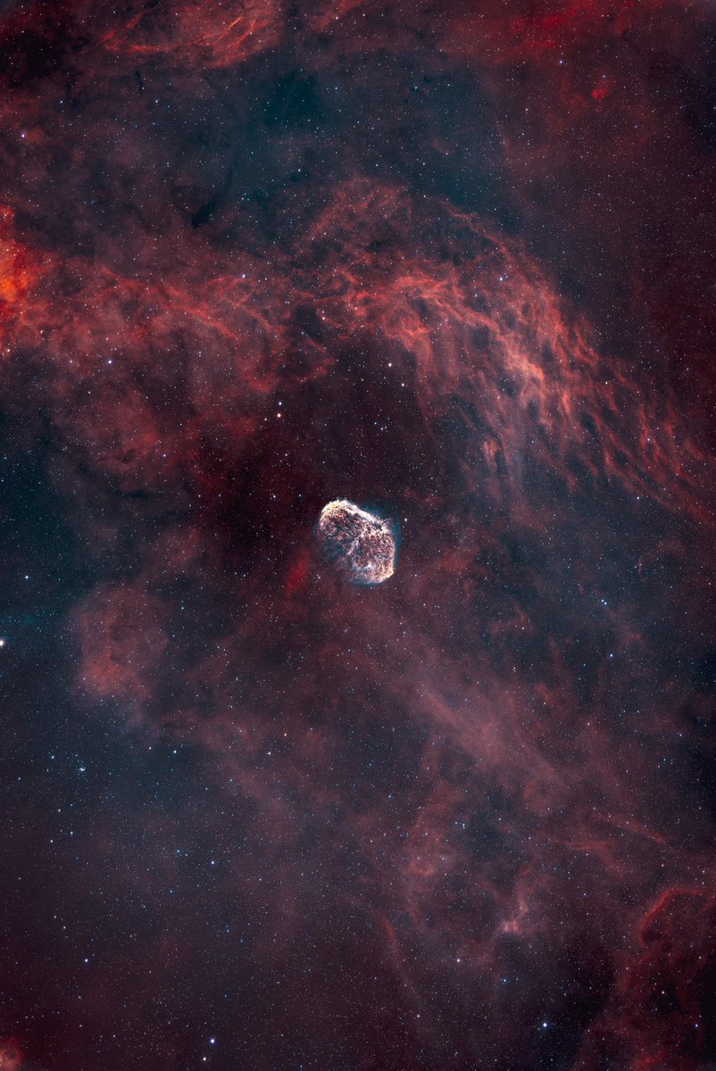 Crescent Nebula - 7 hours over 2 nights #Astrophotography