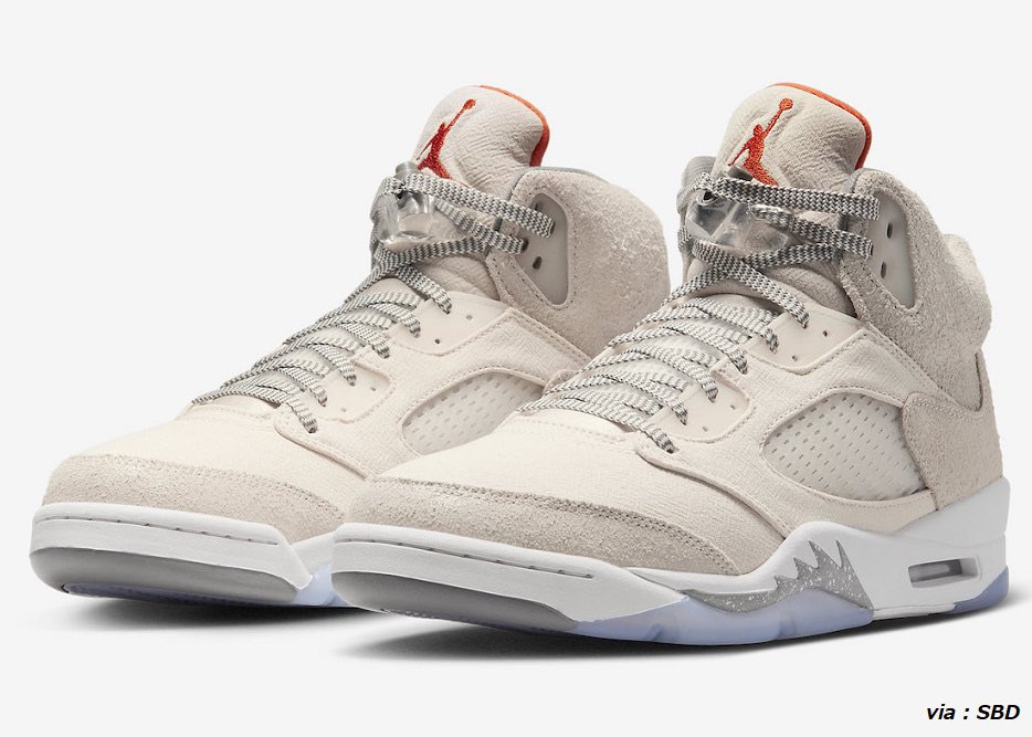 byten_jp's tweet photo. 6月17日発売予定🗓

Nike Air Jordan 5 Retro SE【Craft】

柔らかな色合いにオレンジがポイントになったAJ5が登場🍊
シューレースのカラーも特徴的❗️
なんとも興味をそそる1足に仕上がっている🌟

／
スニーカーの
売買アプリなら
バイテン‼️
▶️ https://t.co/tVJ0j5EkQi
＼

#nike #aj5 #snkr https://t.co/nunnLAtiCm
