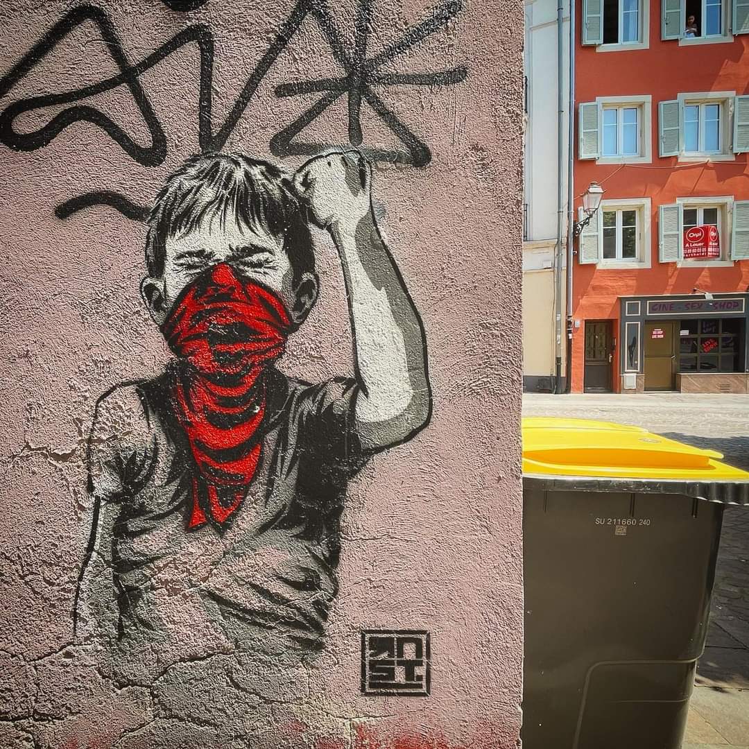 Don’t give up the fight
⚡️⚡️⚡️⚡️⚡️⚡️⚡️
#rnst #rnst_art #streetart #stencil #pochoir #arturbain #urbanart #spraypainting #sprayart #mulhouse #mulhousestreetart