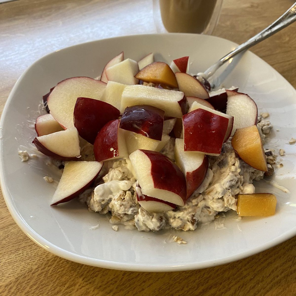 Gm🌞 #web3 'Eating breakfast every day is a healthy and beneficial habit that helps you have more energy and focus for your day. Don't underestimate the power of starting your day with a nutritious meal. Have a motivated morning! 🍳🍓 #HealthyBreakfast #Health #Nutrition #NFTS