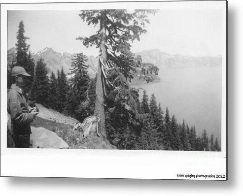 Picture Perfect Memory At Crater Lake tami-quigley.pixels.com/featured/pictu… #ThePhotoHour #ArtistOnTwitter #BuyIntoArt #AYearForArt #nostalgic #CraterLake #Oregon #blackandwhite #1950s #nature #art for #FathersDay #giftidea #FathersDayGift #wallart #homedecor #officedecor #uniquegifts!