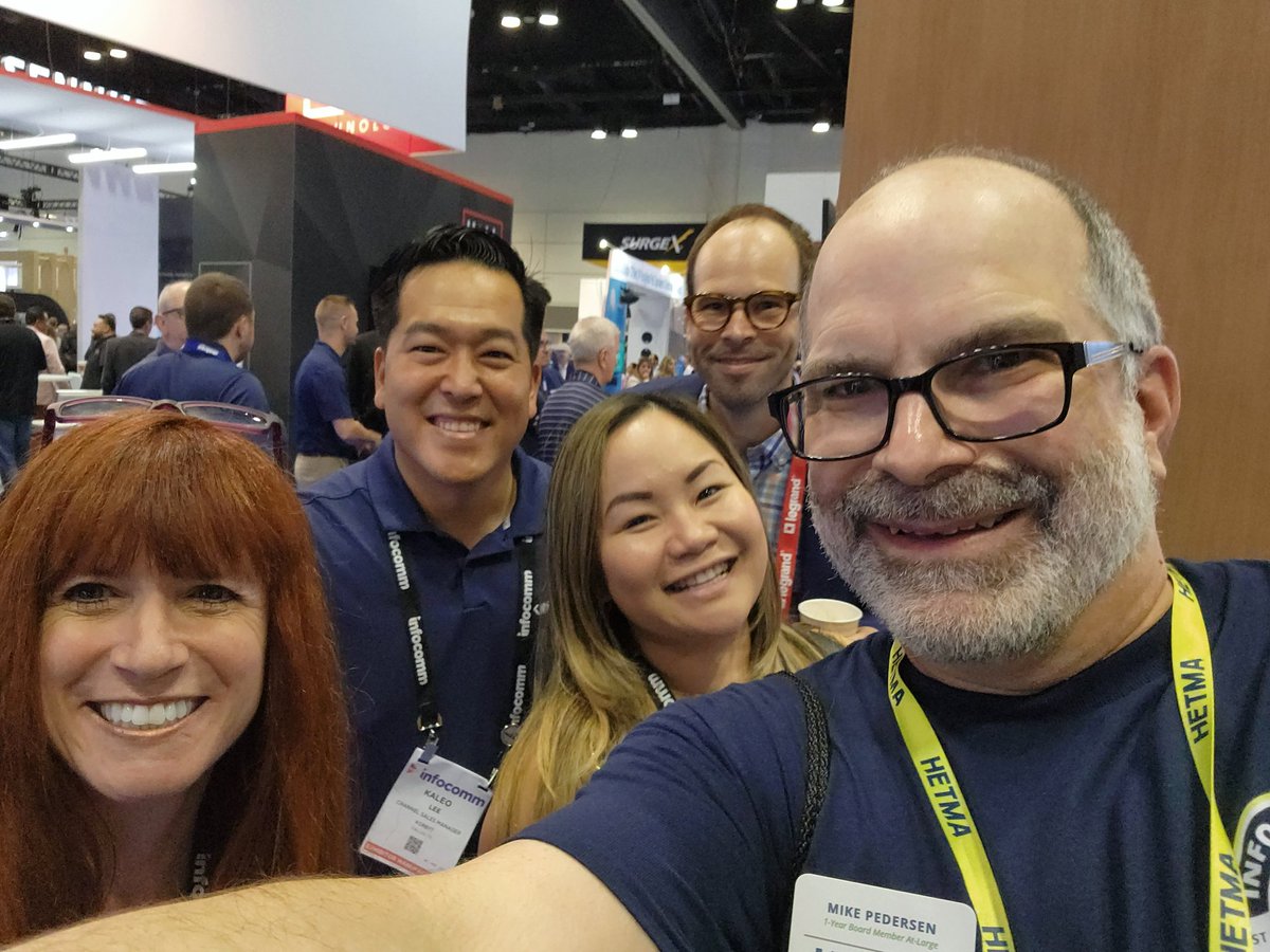 ped1971's tweet photo. More #AVSelfies! All ya'll are so nice to agree to selfies with me!
Need to spread them out since Twitter seems to limit to 4 pics at a time! #InfoComm23 #AVtweeps @MostlyAv @nancyblanchard @Kaleoiini @noreenesson @TimothyTroast @l_feldenkreiss @Chet_OReilly https://t.co/za4em5jCWQ