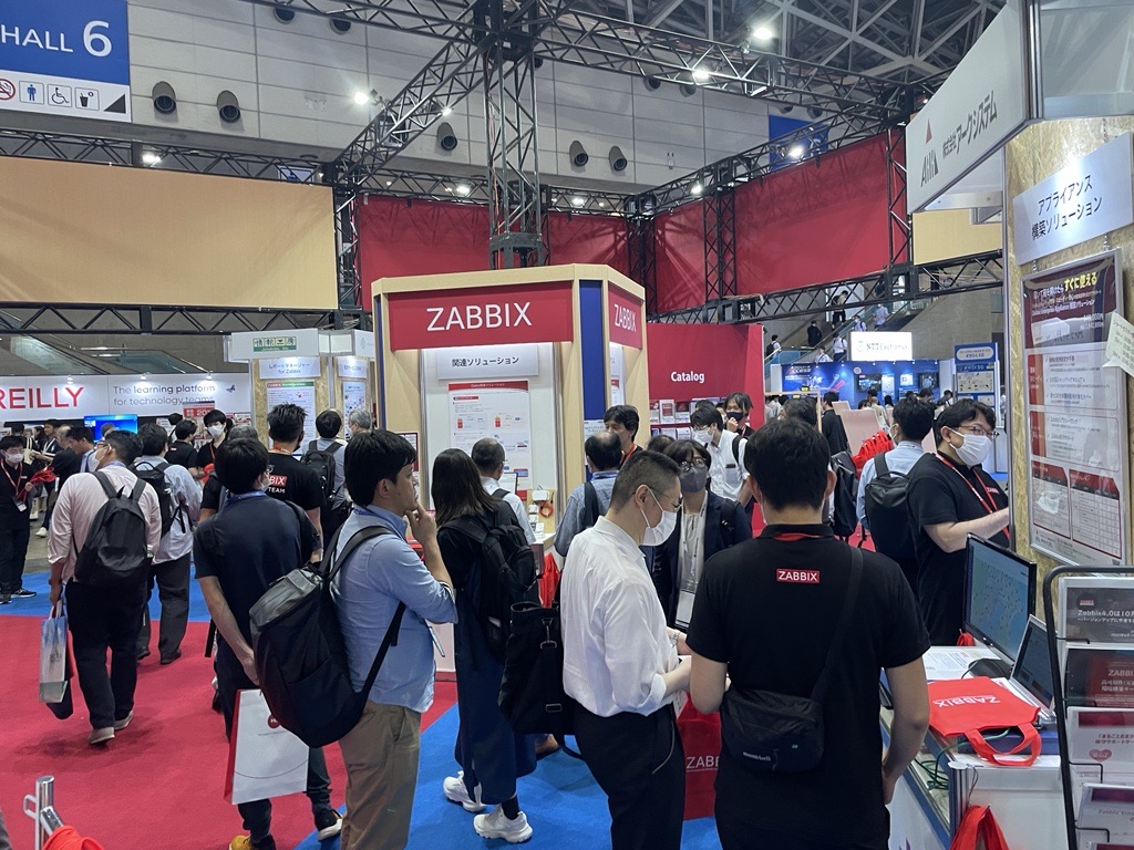 zabbix_jp's tweet image. #interop23 もいよいよ終盤。 #Zabbix ブースは初日、2日目に続き大盛況です！