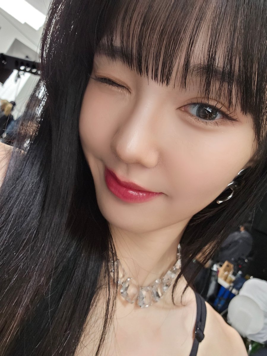 WOOAH 우아 tweet media