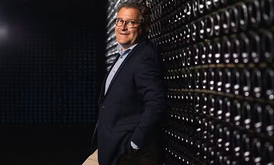 WAAAweb3's tweet image. Champagne chief winemaker Cyril Brun transitions to Italian winery Ferrari Trento as Chef de Caves in major Champagne milestone
#wine #hkwine #852web3 #FineWine #wineinvestment