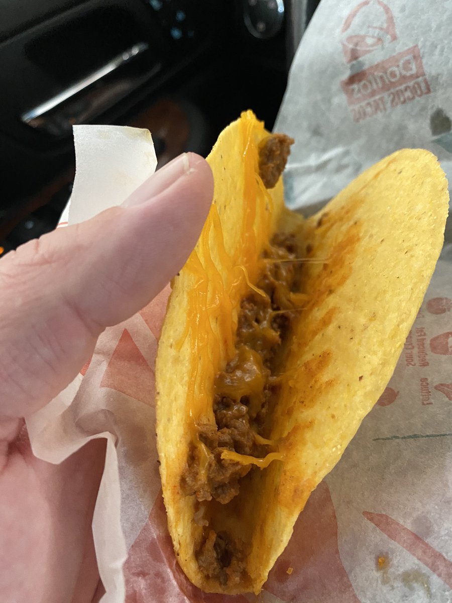 HushUpInNE's tweet photo. @tacobell … and this one would be next. 🙄 https://t.co/VD5guwN7nW