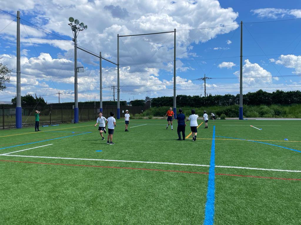 BST_Sport's tweet photo. Another fabulous afternoon in the sun for Y6 today at Nagasawa Ground☀️🏃‍♀️🏏⚾️ @BST_Primary Well done to all our #principled #determined Y6s for giving their best effort across a range of sports this term 👏👏👏 https://t.co/UsrO3Klrcs