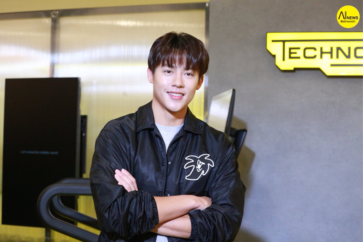 AllNews_th's tweet photo. "หมาก-ปริญ" ร่วมงานเปิดตัว "Technogym Run" นวัตกรรมลู่วิ่งไฟฟ้าที่ปฏิวัติวงการ จาก Technogym แบรนด์อันดับหนึ่งด้านอุปกรณ์เครื่องออกกําลังกายระดับโลก จากประเทศอิตาลี
#หมากปริญ #mark_prin
#TechnogymRun #TechnogymTH https://t.co/AVsXNUc1So