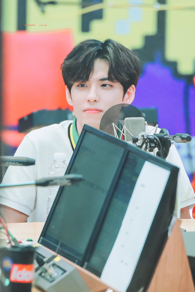 wonpilhourly's tweet photo. https://t.co/U4DxnYMjNe