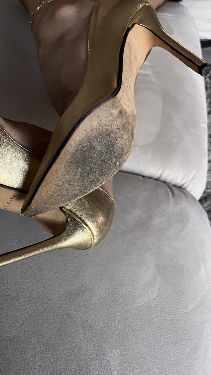 💎👑myheels black 110 K on Twitter "My shoes on sell.. DM if you want"