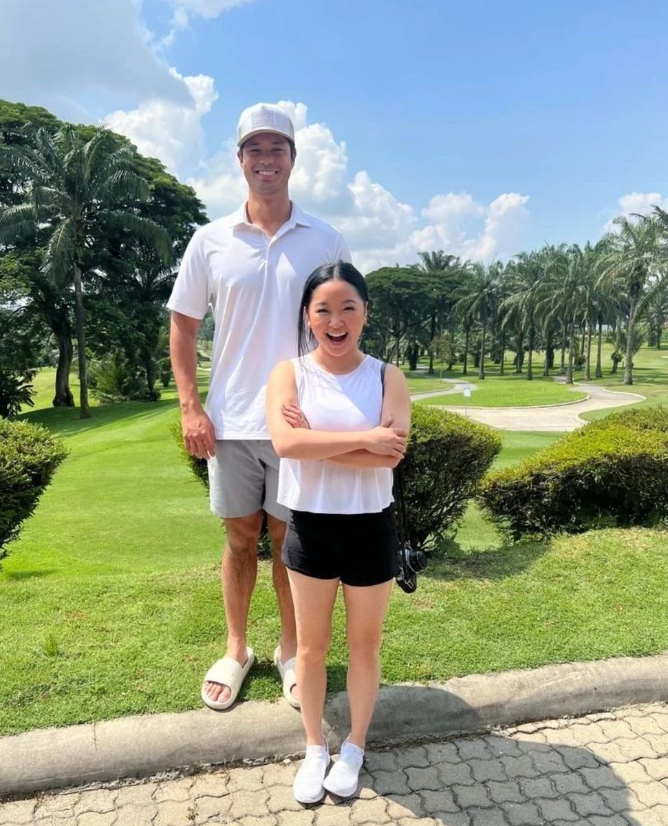 Ross Butler et Lana Condor sur le  tournage de 'Worth the wait'.

#rossbutler #lanacondor #worththewait