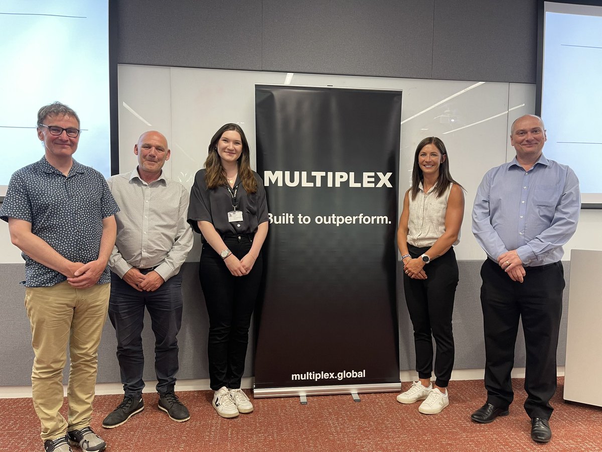 BreedaOjo's tweet photo. Inspirational &amp; motivational words from @evemuirhead The Multiplex Construction Woman’s Network evening . What we can learn from success &amp; What we can learn from failures. Put #valueyourself, #valueothers and #valuemistakes. Lots to takeaway . Great speaker #womaninconstruction https://t.co/yk4lvfxqIo