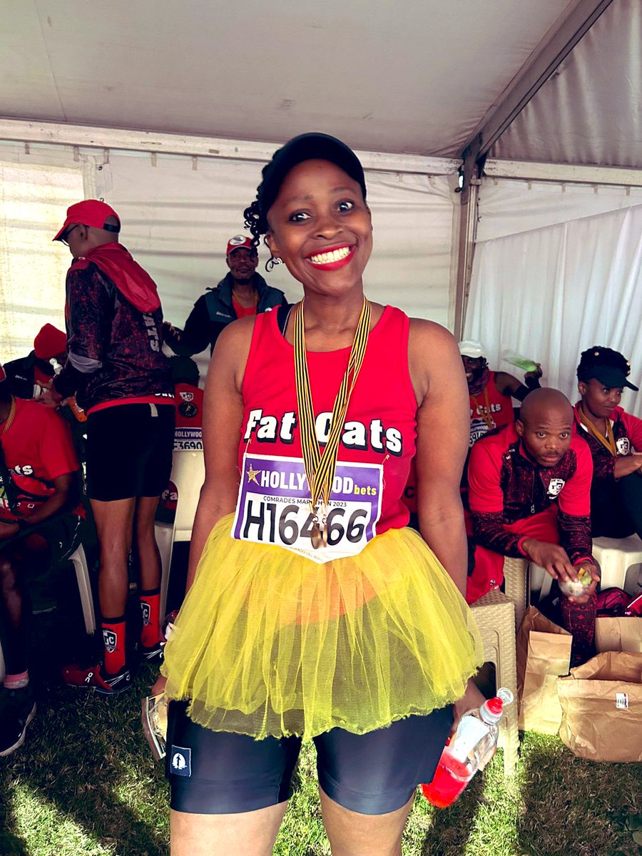 Tellithabi's tweet image. A back to back medalist 😍😍😍

#RunningwithTumiSole
 #FetchYourBody
#fatcatsac