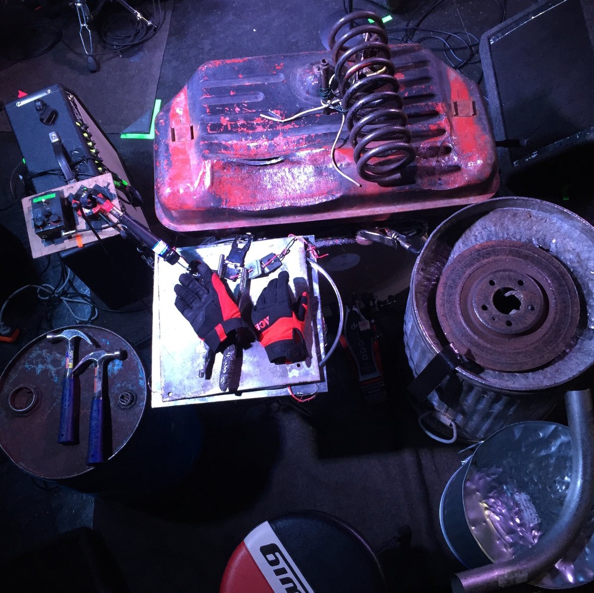 popcatastrophe's tweet photo. On This Day!

Jon Spencer &amp; the HITmakers - @oslohackney, London, UK (16 June 2022)
w/ @the_sterlingroswell

HITmakers show #166

@JonSpencerHITs #jonspencer #bobbert #samcoomes #oslo #oslohackney #london #thehitmakers #sterlingroswell https://t.co/mzidkvzNsl