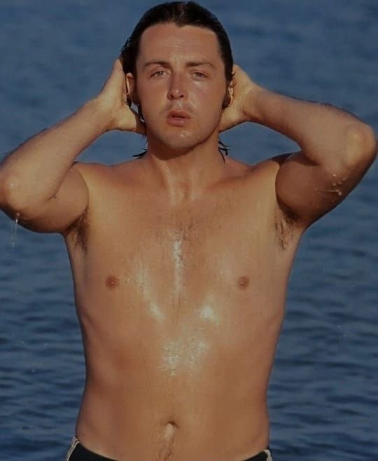 POL BIRTHDAY IN 3 DAYS 💗