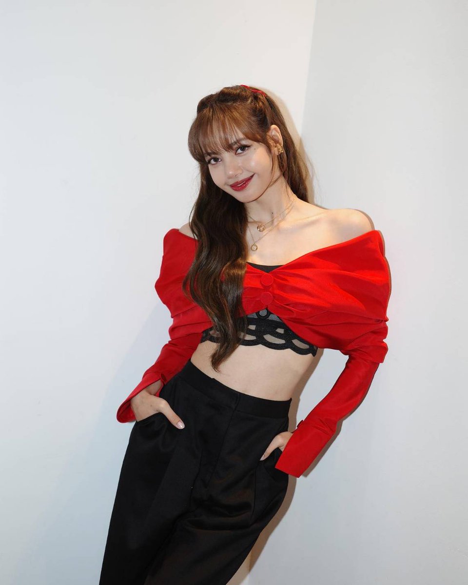 LiliesHome_'s tweet photo. BRAND REPUTATION FOR LISA

RT&amp;RP

블랙핑크 리사 최고의 여자 
블랙핑크 리사, 우리는 너를 너무 사랑해
블랙핑크 리사, 당신은 사랑을 받고 있습니다
블랙핑크 리사, 우리는 항상 당신을 자랑스럽게 생각합니다

블랙핑크 리사 #LISA #리사  #블랙핑크 #LALISA #MONEY #SHOONG  #SG #ลิซ่า #ลลิษา https://t.co/BLdzJrcFYb