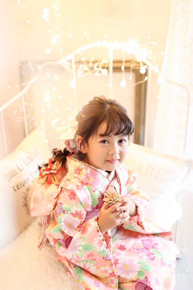 0301Ofkyuma's tweet image. 七五三撮影✨
#スタジオチャット #studiochat #フォトスタジオ #伊丹 #宝塚 #川西 #伊丹ママ #宝塚ママ #川西ママ #七五三 #七五三撮影 #七五三モデル #7歳女の子 #6歳女の子 #小学1年 #子供のいる暮らし #キッズモデル #キッズモデル撮影 #キッズモデル募集 #といろちゃん #十彩ちゃん