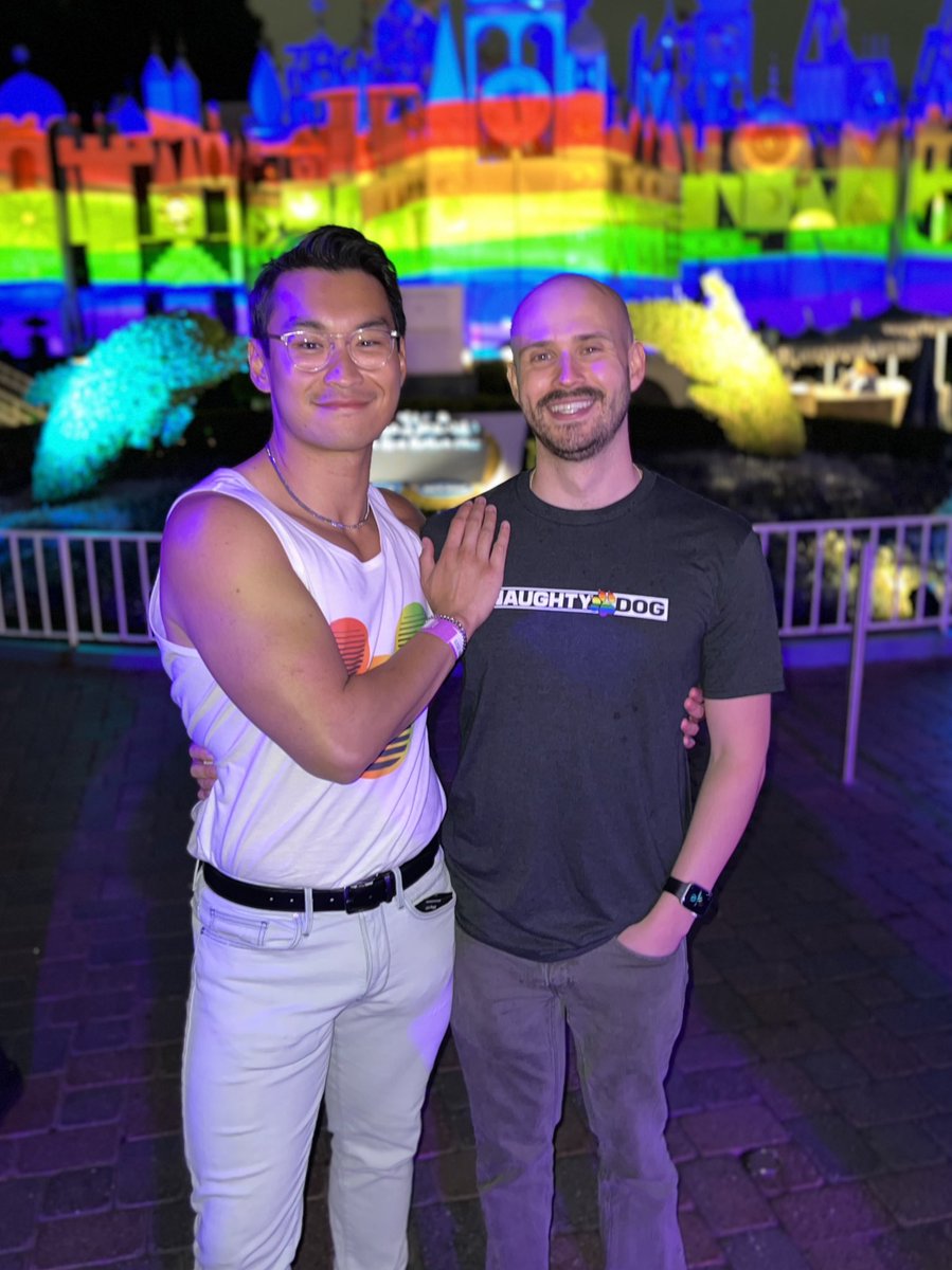ColinDStevens's tweet photo. Disney Pride Nite with @chiezeritos https://t.co/CUl0YwGqjg