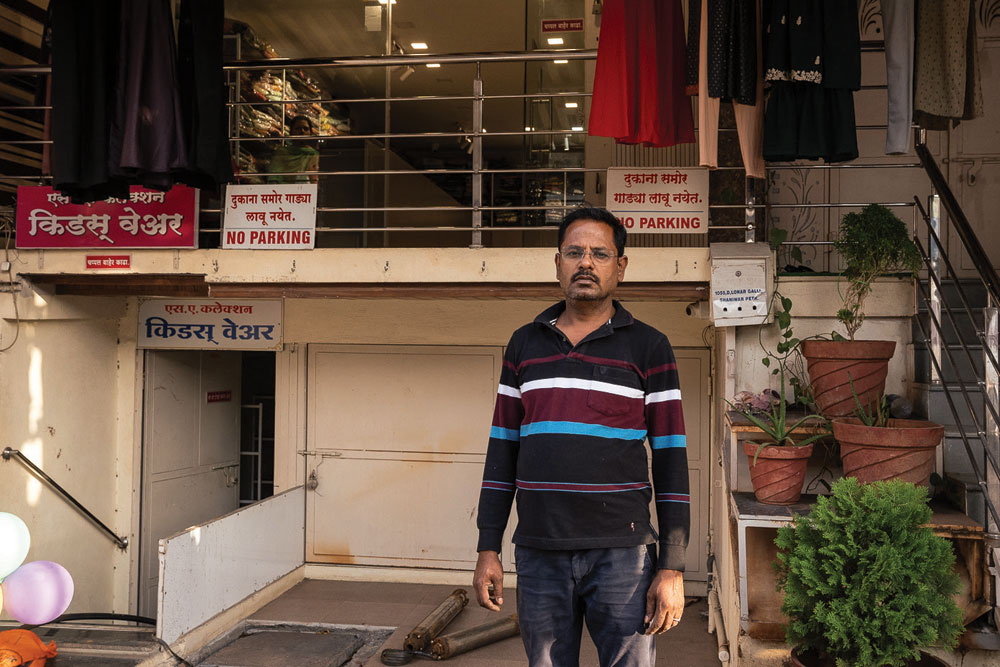 Openthemag's tweet image. In the Name of Aurangzeb: What led to mob violence in #Kolhapur after social media posts coincided with Shivaji coronation celebrations, writes @lennyspeaks shorturl.at/dsCSU