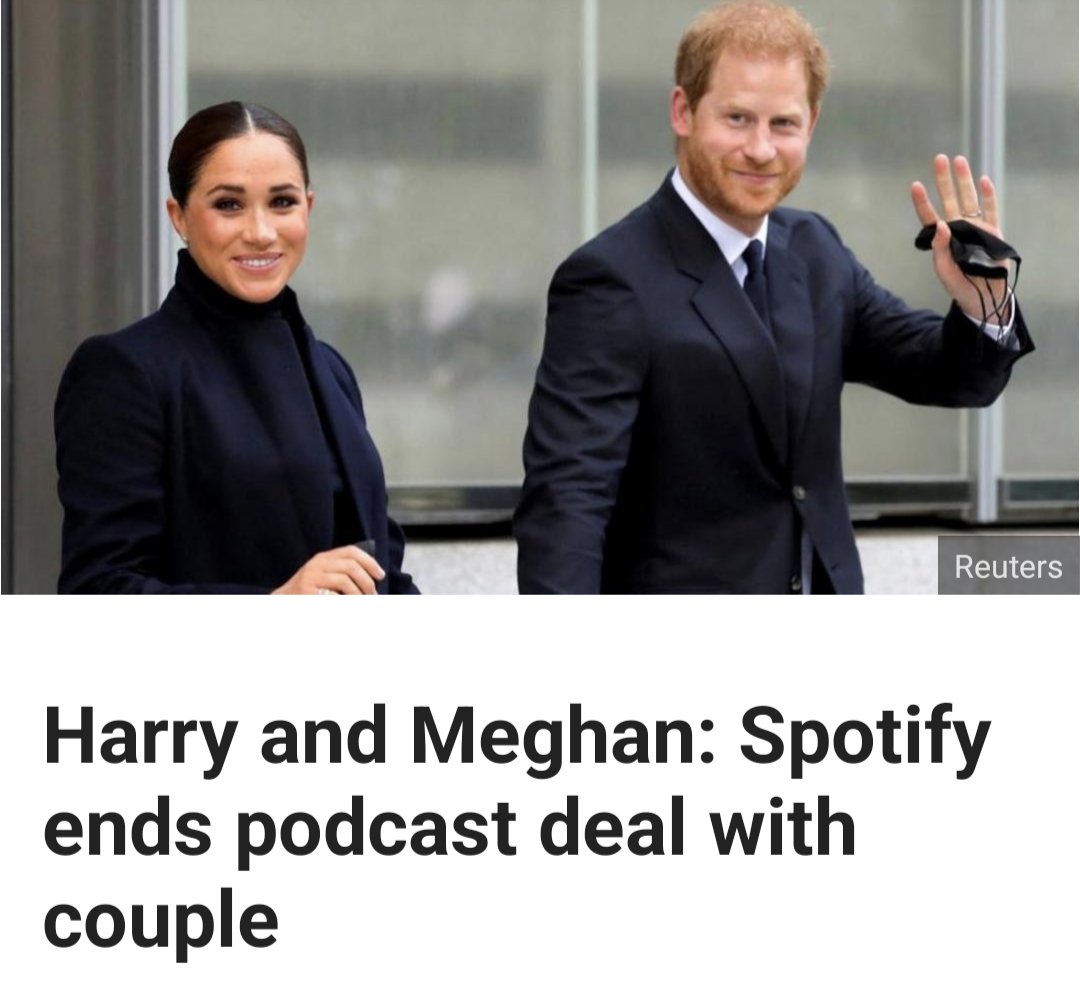 New <a href="/moonunderpod/">The Moon Under Water</a> Landlord and Companion revealing themselves?