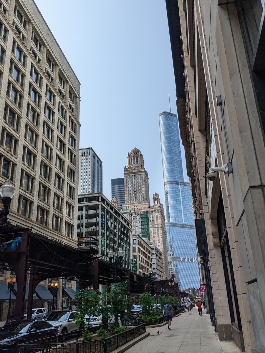 clockworkcrypt's tweet image. If you want a proper life update, I moved to Chicago about a month ago ✨