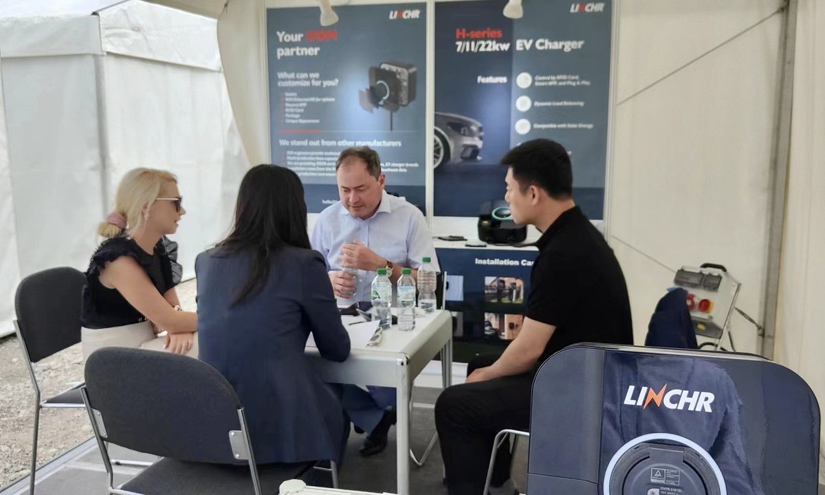 linkcharging's tweet photo. If you haven't had the chance to check out this amazing #Power2DriveEurope exhibition yet, today is your LAST CHANCE! Don't miss out on the opportunity to work with #LCTC Booth 703/39 . #lastday #specialgifts #EVsCharging #intersolareurope #ThesmarterEEurope #MesseMünchen. https://t.co/rKouEw20lC
