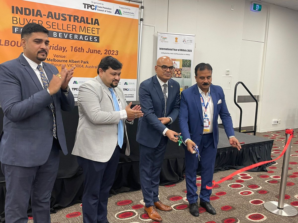 cgimelbourne's tweet photo. 🇮🇳 📷 Buyers Sellers Meeting on Food &amp; Beverages - organised in Melbourne by the Trade Promotion Council of India with the support of AIBC &amp; Consulate! 30 Indian exporters displayed wide ranging products and interacted with Importers here for forging business ties. https://t.co/WVfThHLZ6z