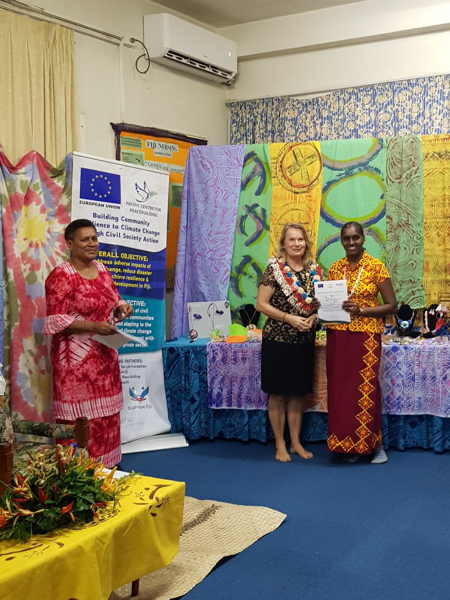 askoltu's tweet photo. “Turning trash into treasure” in an EU-funded #recycling training for Fijian women. Participants promised to recycle also their new skills in their communities.
Joyful graduation, thank you #PCP, #FemLink, #DialogueFiji and #RotaryPacific! https://t.co/4JXDeGzfUM