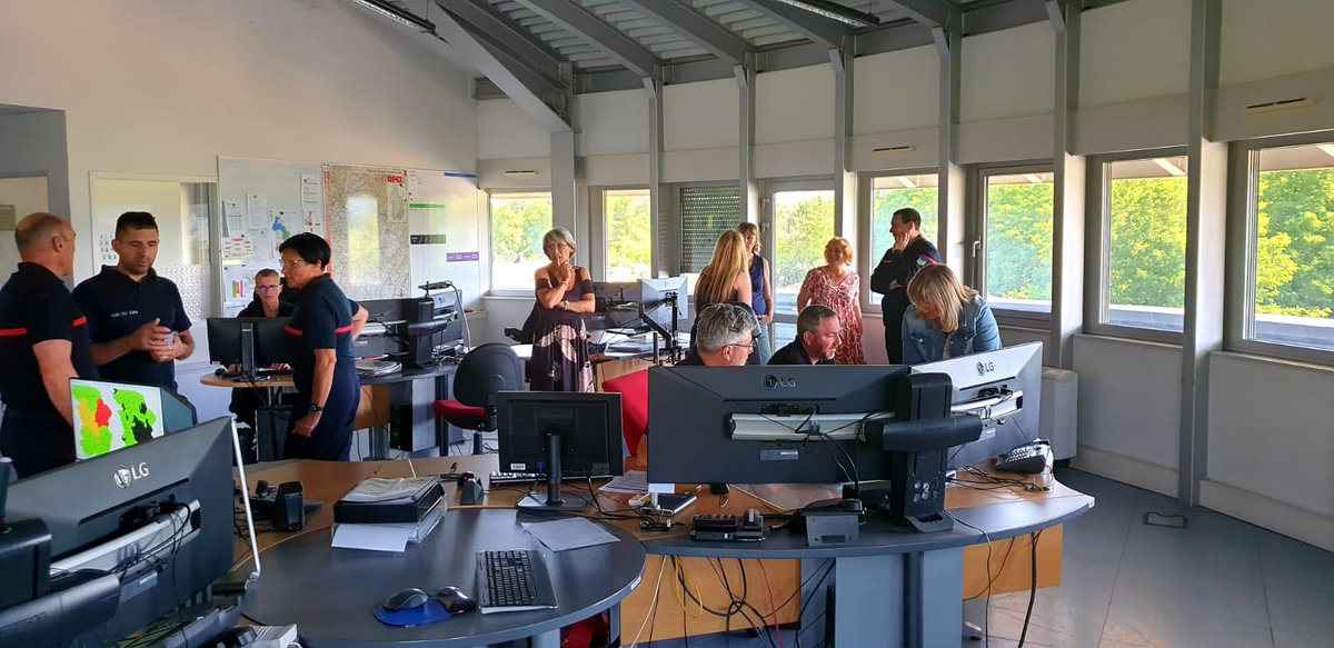 Frédéric TISSERANT (@fredtisserant) on Twitter photo TRANSVERSALITE
Afin de mieux cerner les missions et le travail des personnels du CTA-CODIS39, des temps d'échanges sont organisés avec toute la ressource du <a href="/SDIS39/">SDIS du Jura</a>
1ère expérience avec les collegues #PATS du groupement des unités territoriales. 😉
@CyrilFournier39
<a href="/Prefet39/">Préfet du Jura</a> TRANSVERSALITE
Afin de mieux cerner les missions et le travail des personnels du CTA-CODIS39, des temps d'échanges sont organisés avec toute la ressource du <a href="/SDIS39/">SDIS du Jura</a>
1ère expérience avec les collegues #PATS du groupement des unités territoriales. 😉
@CyrilFournier39
<a href="/Prefet39/">Préfet du Jura</a>