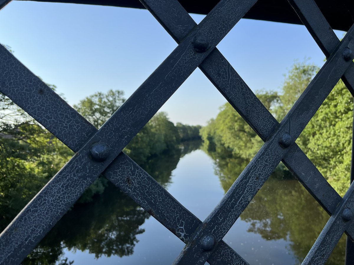 derby_parks's tweet photo. A beautiful morning in Derby. A weekend to explore parks and green spaces is nearly upon us ๐
#happyfriday #derbyparks https://t.co/10rgRRXXMq