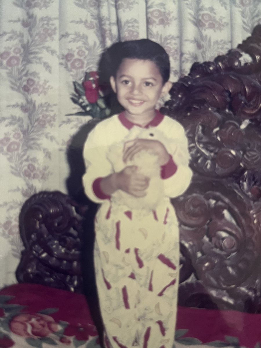 NevinPadiyath's tweet photo. @KhyaalFamily has  launched an interesting campaign for Father's day.

Check them out and participate by sharing a picture of you that was clicked by your father. #ThroughDadsEyes

#FathersDay2023 #FathersDay https://t.co/wfBMFVKZft
