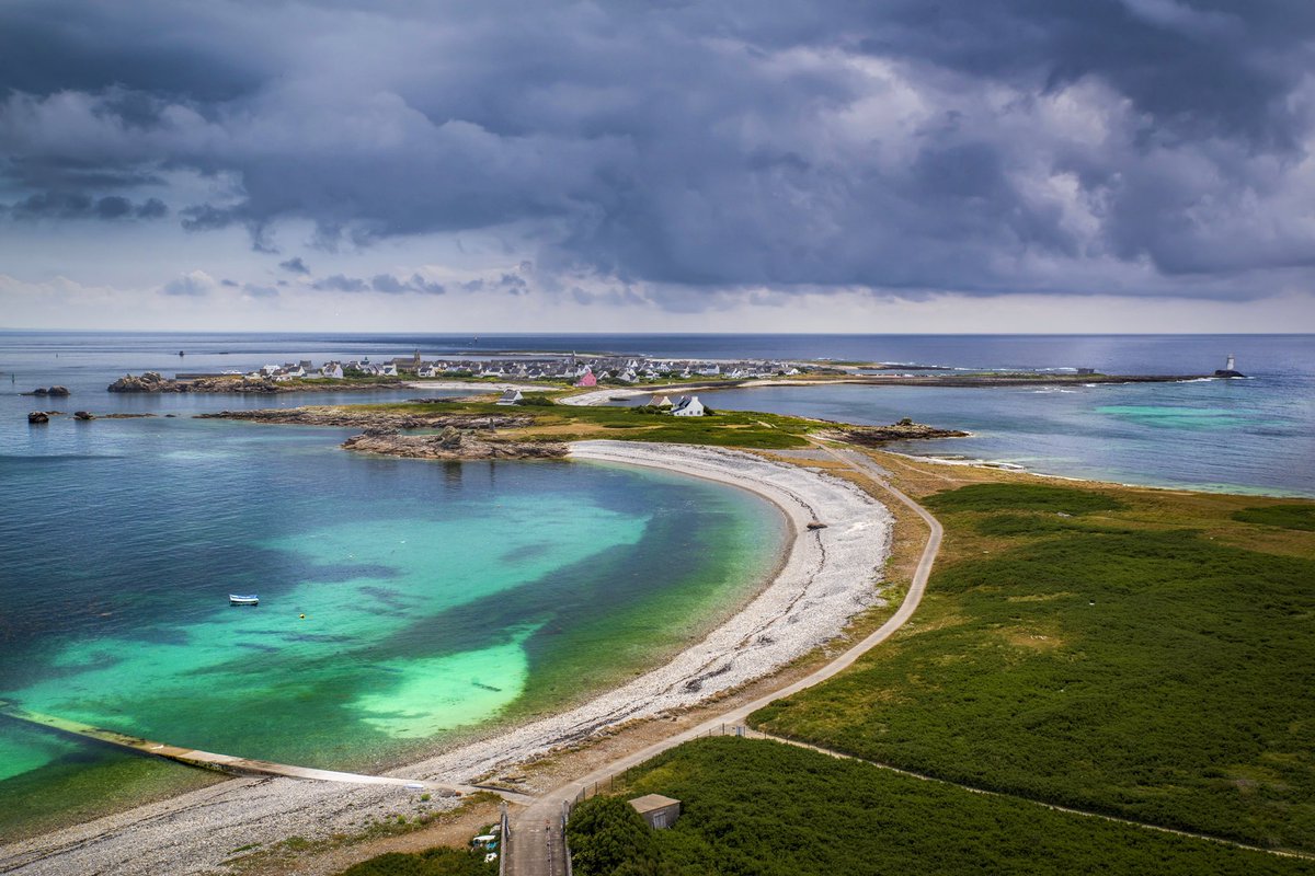 Une magnifique vue du haut du phare de l’île de Sein.