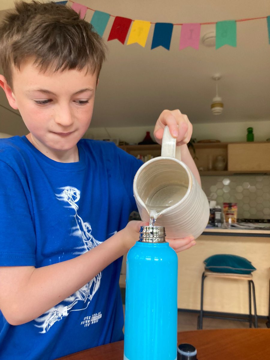 aodhan_king's tweet photo. Tricky work #conservewater with that bottle 😄 https://t.co/FyVCiILoVh