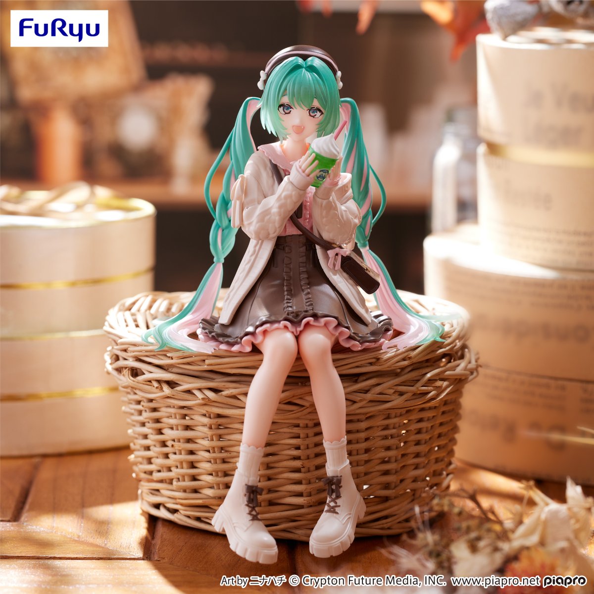 Hatsune Miku 
Noodle Stopper Figure -Autumn Date- 1
6cm, coming in October 

#HatsuneMiku   #HatsuneMikuFigure #furyufigure #furyucharacter #animefigure   #NoodleStopperfigure #NoodleStopper