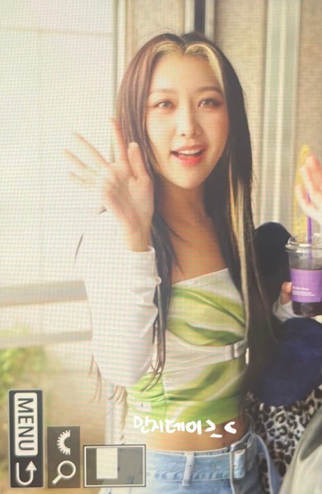 230616 중간출근
#민지 #MINJI 
#시크릿넘버 #SECRET_NUMBER