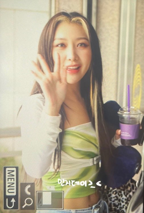 minjiday_331's tweet photo. 230616 중간출근
#민지 #MINJI 
#시크릿넘버 #SECRET_NUMBER https://t.co/rMn0HoN3q8