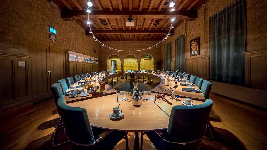 Commissievergadering bijwonen? Dat kan! Live of online.
Bekijk de agenda's en stukken van de vergaderingen van 20 en 22 juni op onze website. 📸 Rob Fritsen