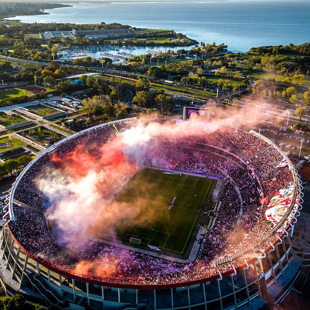 El Monumental, the stunning home of the Argentinian giants, River Plate. 🤍❤️

Buenos Aires, Argentina. 📍🇦🇷