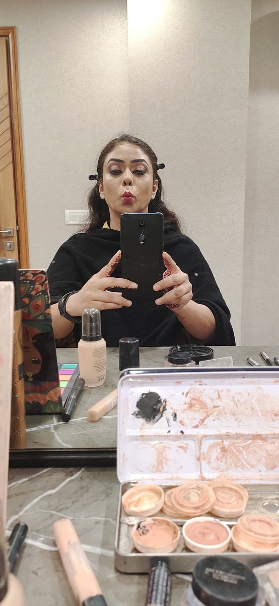 Vidula_201's tweet image. #pout #TheFlash
#selfship #Skinship
Trying to get the right shape