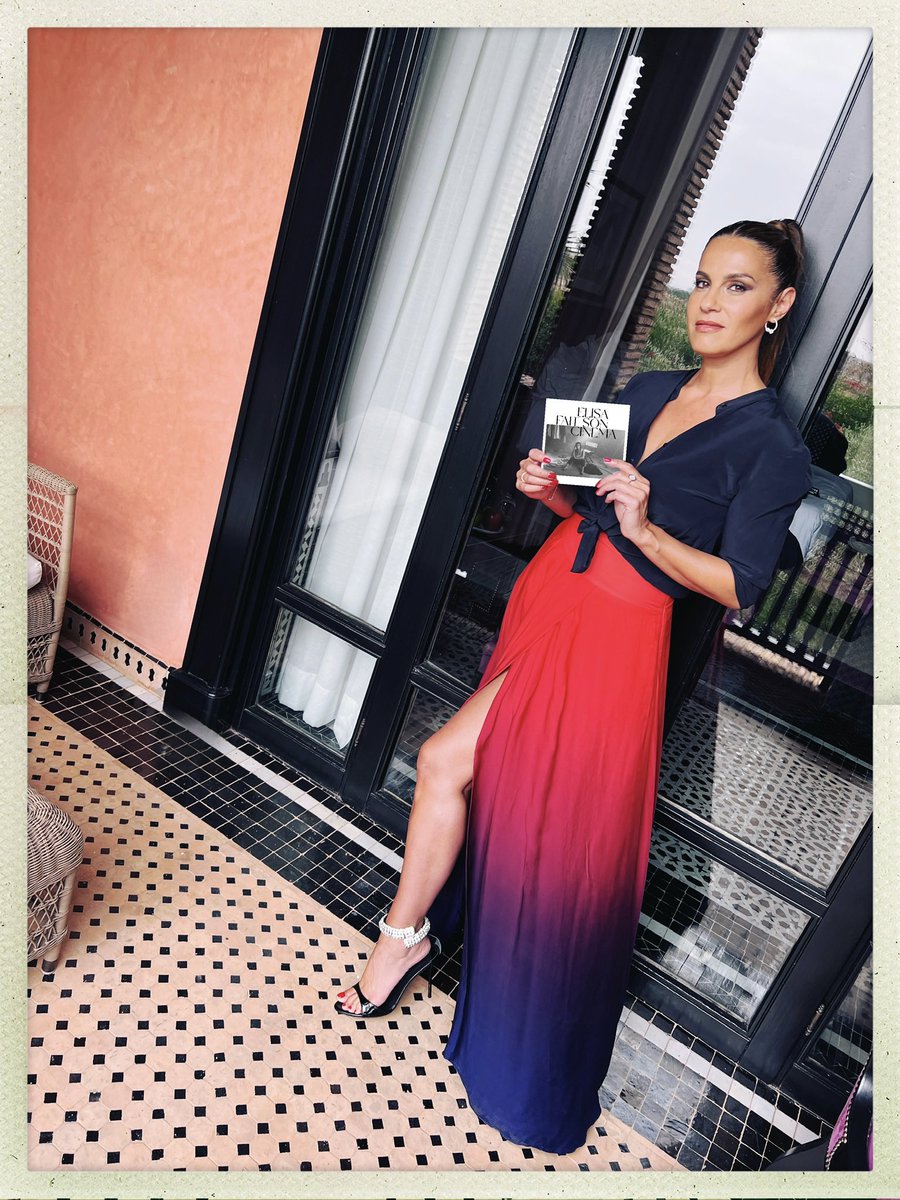 Elisa_Tovati's tweet photo. ELISA FAIT SON CINÉMA 🎬
Ce nouvel album qui me tient tant à cœur est enfin à vous 🥰
Ce sont 17 reprises de chansons de cinéma que nous avons revisitées en y ajoutant notre touche personnelle✨
➡️ https://t.co/sCNenD5Bzp

⭐️  @regisceccarelli  @LamblotB 
📸 @Sandrafourqui https://t.co/OMw82t7m4g
