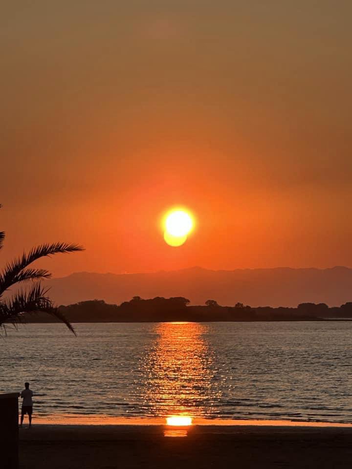 Buongiorno dalla spiaggia di Lignano Sabbiadoro 😍 #lignano #spiaggia #estate #alba #mare #relax #vacanze #sunrise #alba