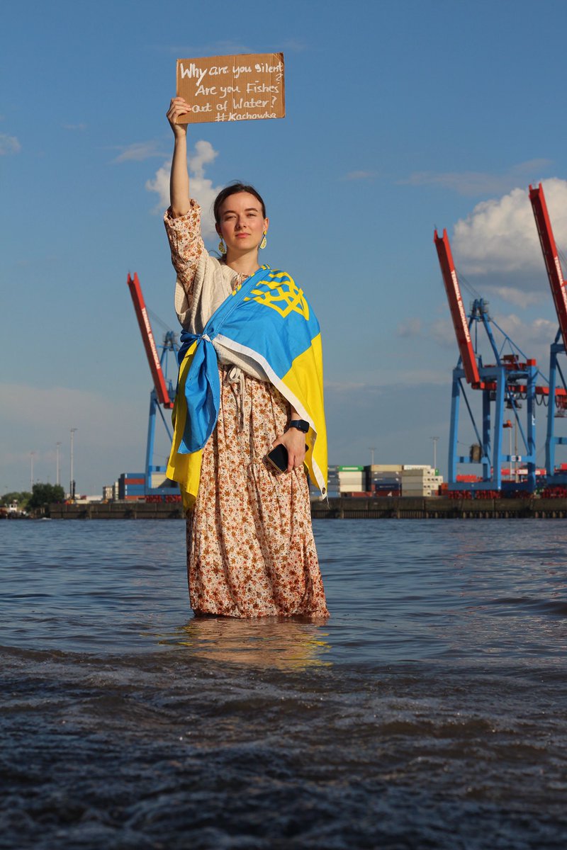 Why are you silent? #KakhovkaDam #hamburg  
Gestern haben wir uns am Elbstrand versammelt, um ein Zeichen zu setzen. Danke an alle die da waren und die nicht schweigen!