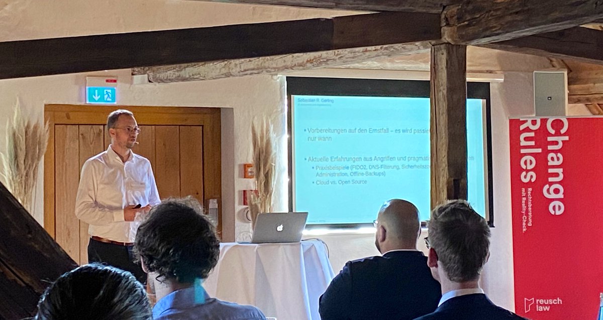cckiefer's tweet photo. #IT-Sicherheit umsetzen: @BastiGerling zu praktischen Herausforderungen in der Defensive und Lösungsvorschlägen, um eine effektive Cybersicherheitsstrategie zu gewährleisten. #DBC23 https://t.co/6CvP5R6Nk5
