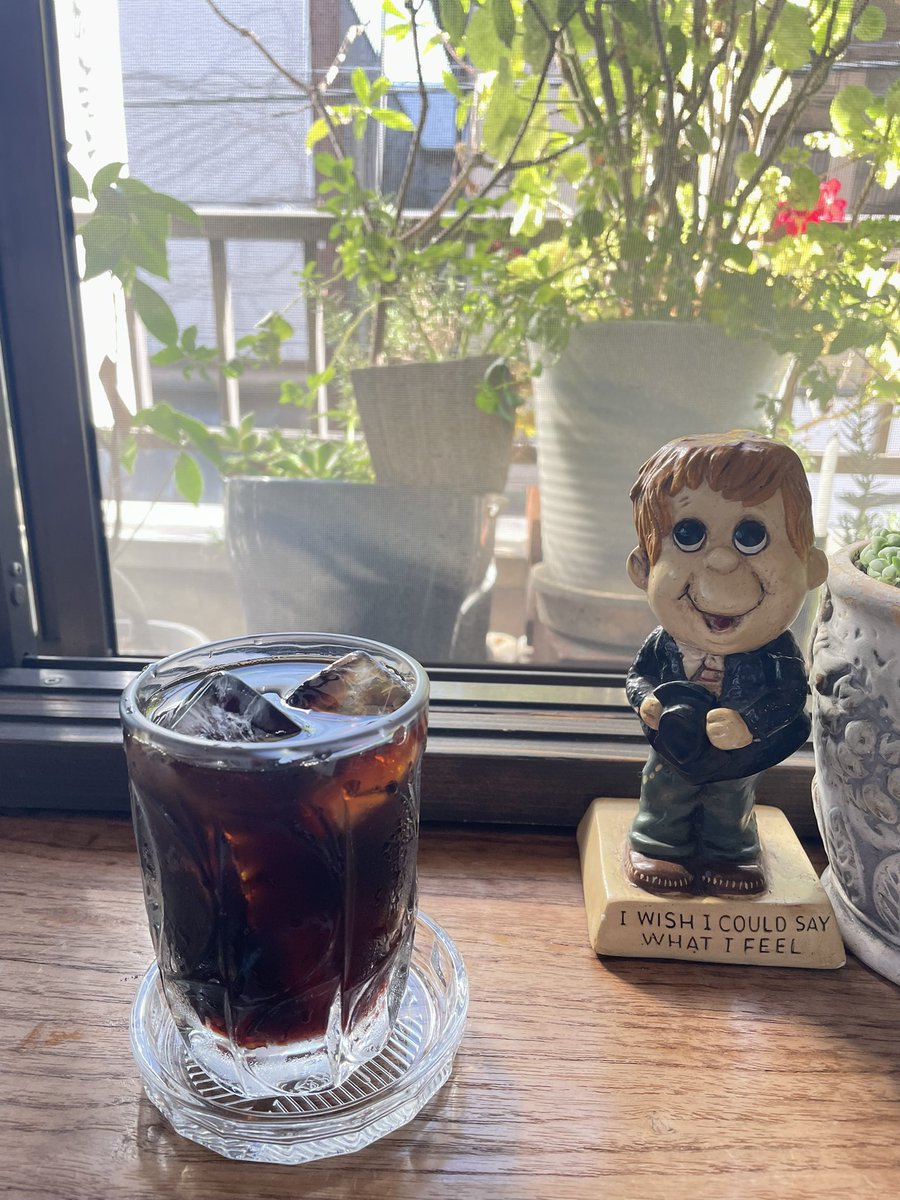 あいの里観終わって感度ビンビンなのか、一目惚れで入った下北のカレー喫茶店シャツが全部大当たりでした。

ありがとう、あいの里！！ https://t.co/rjgoeYhlTR