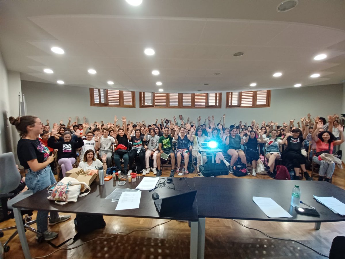 XuvenCiencia tweet media