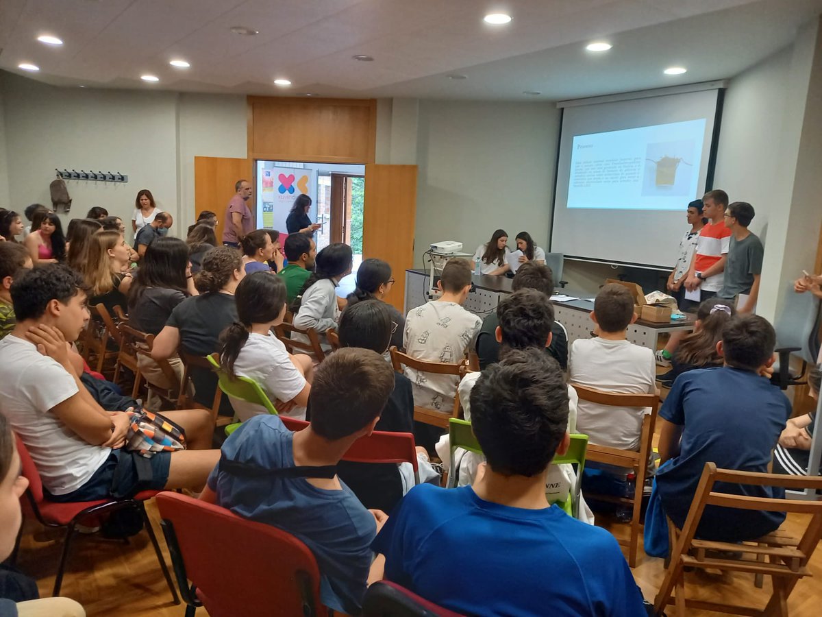 XuvenCiencia tweet media