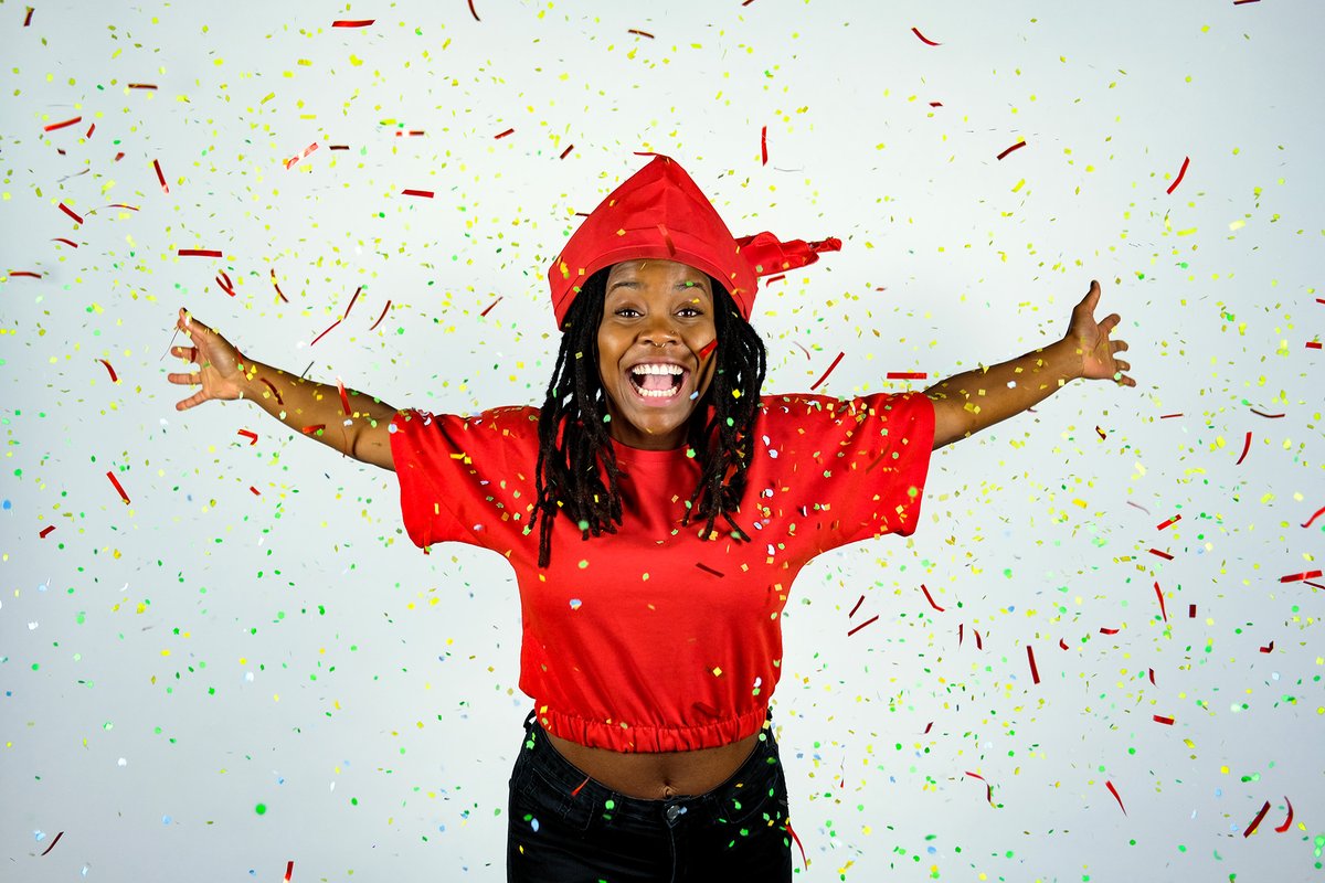 Theater voor Keti Koti: aandacht voor het gedeelde koloniale en slavernijverleden. Op 9 juli in het Muiderslot een voorstelling (6+) over de tienjarige Amba, een culinaire en muzikale reis van Nederland via Suriname naar West-Afrika. 
&amp; 2 juli, 12 uur, kids-voorstelling Anansi 4+